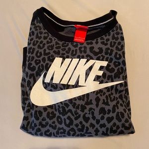 nike crew neck